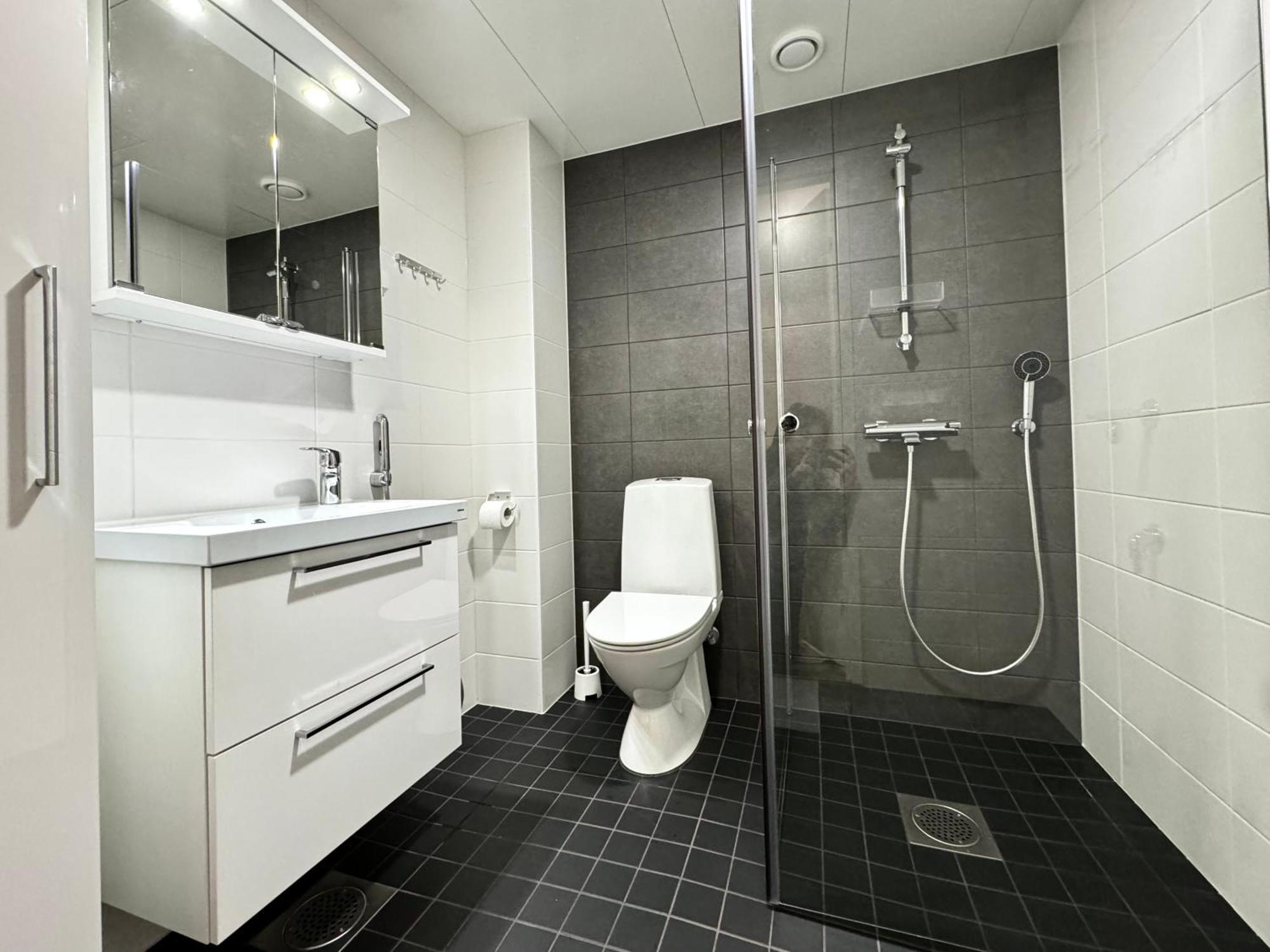 Stay With Locals At Tripla Helsinki Exterior photo